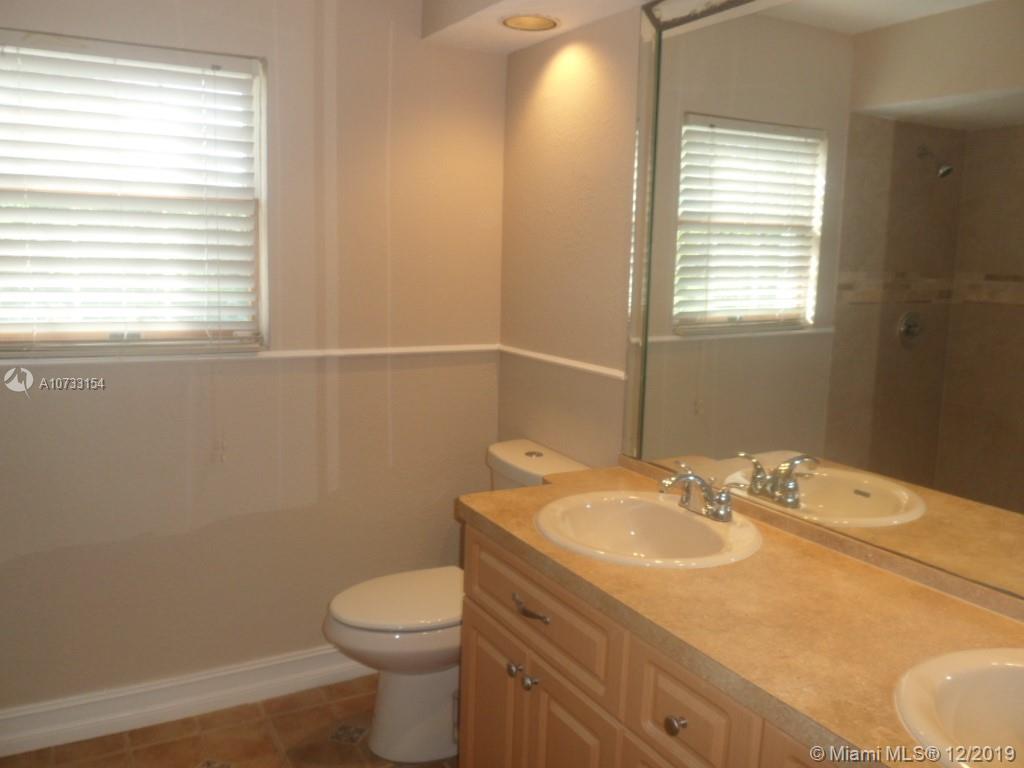 COUNTRY WALK SEC 3 - Residential