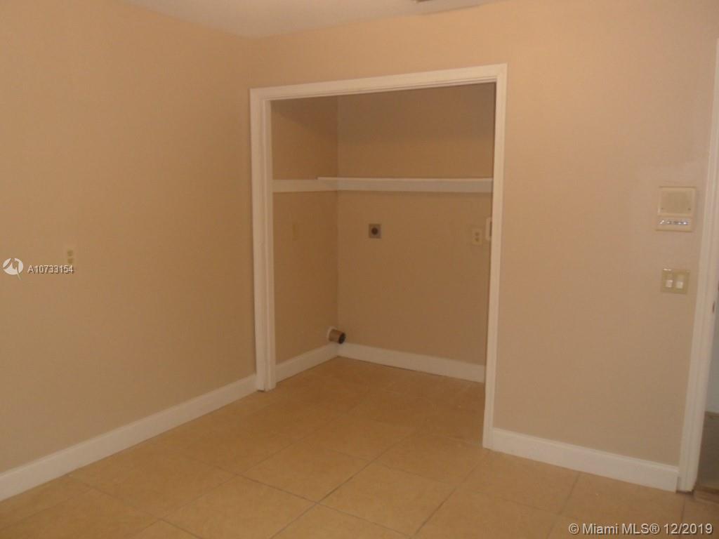 COUNTRY WALK SEC 3 - Residential