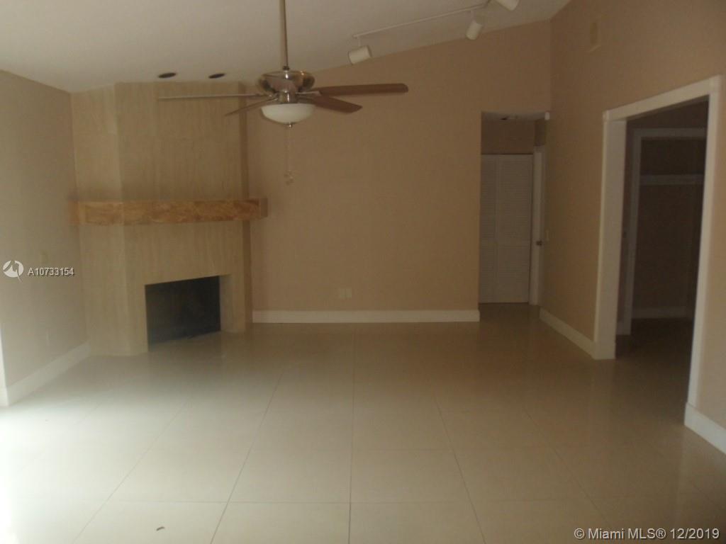 COUNTRY WALK SEC 3 - Residential