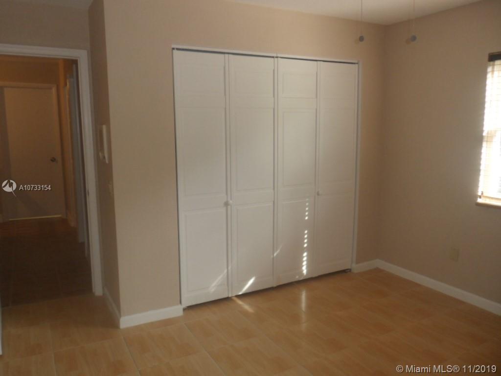 COUNTRY WALK SEC 3 - Residential