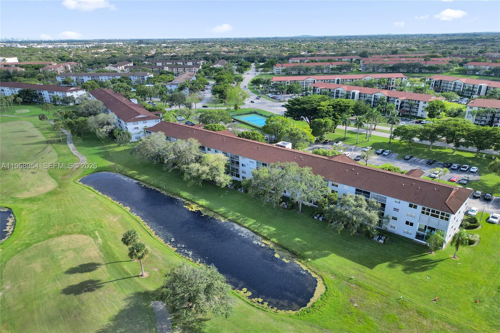 CAMBRIDGE AT CENTURY VILL - Residential