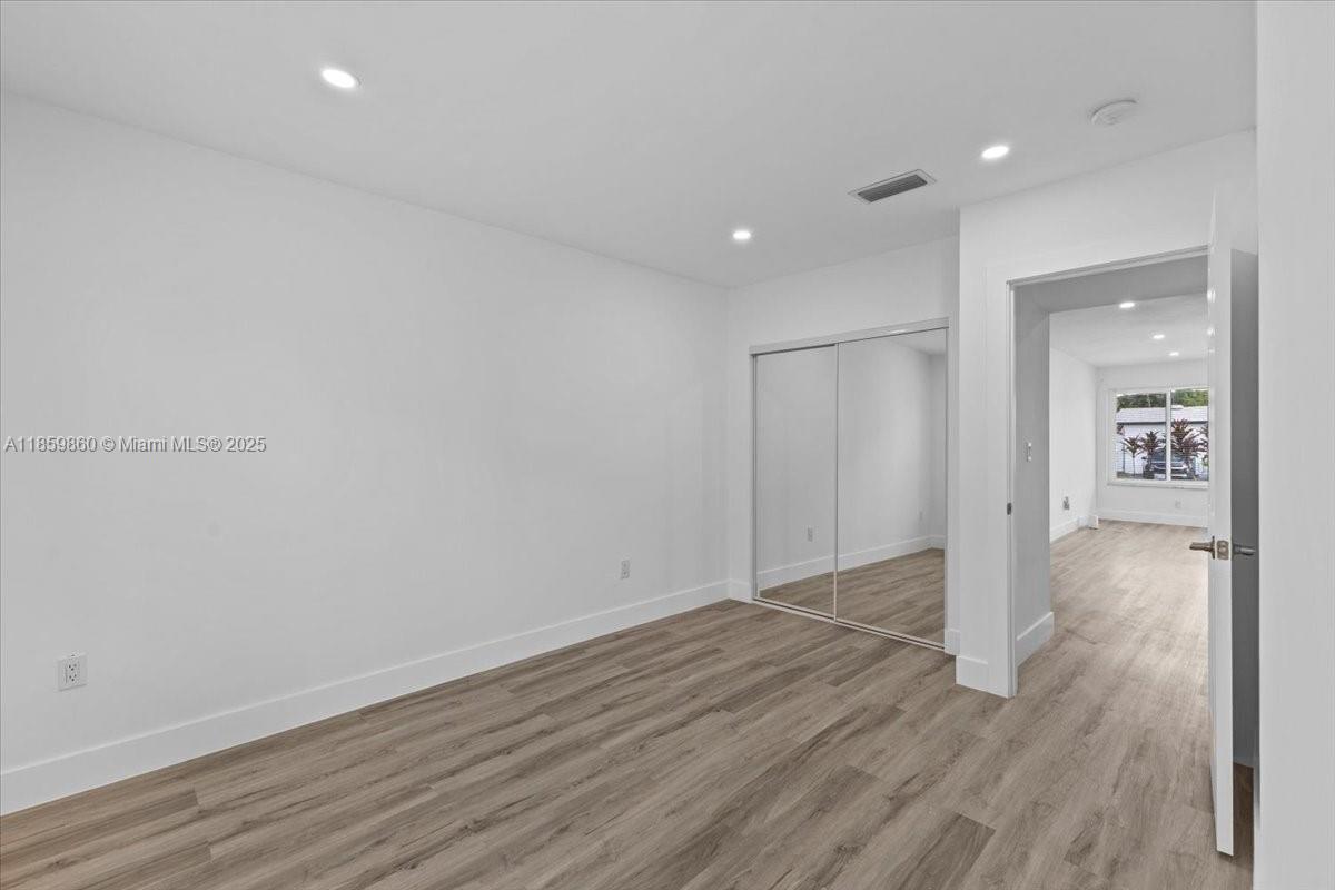PALM SPRINGS SEC 4 - 5TH - Residential