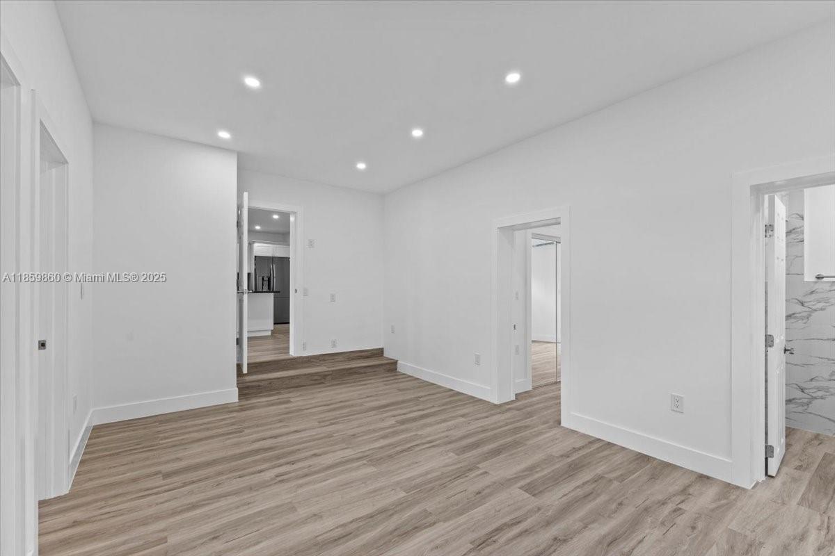 PALM SPRINGS SEC 4 - 5TH - Residential