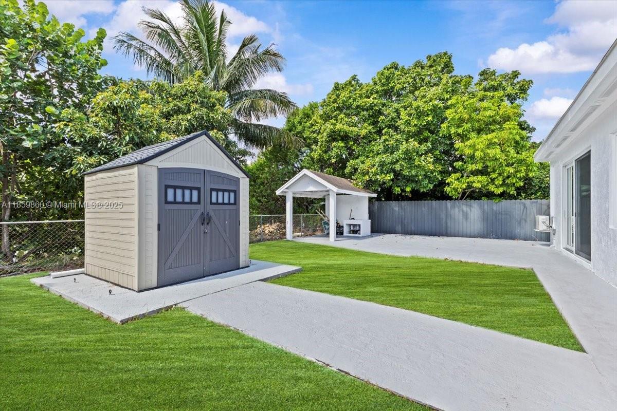 PALM SPRINGS SEC 4 - 5TH - Residential