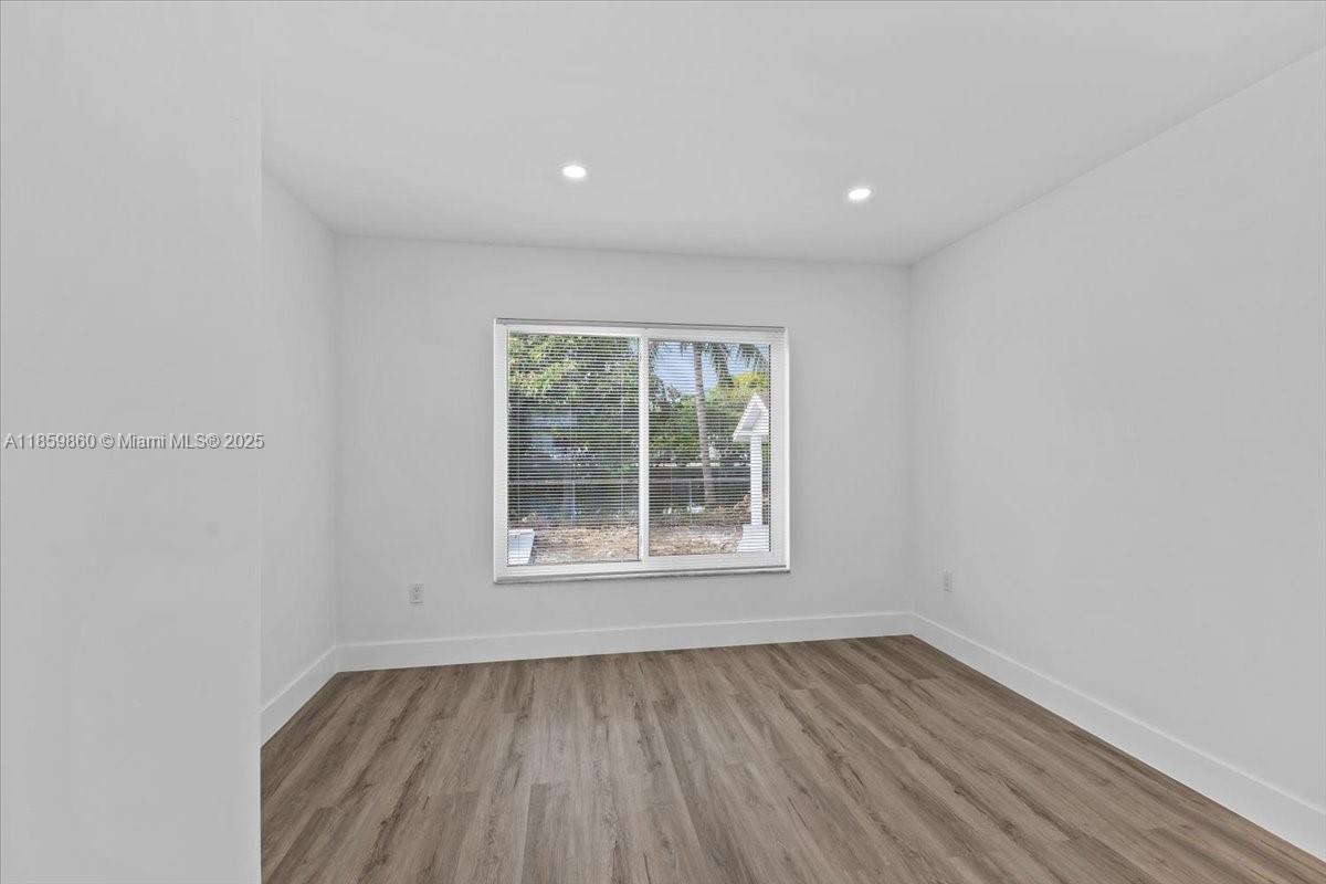 PALM SPRINGS SEC 4 - 5TH - Residential