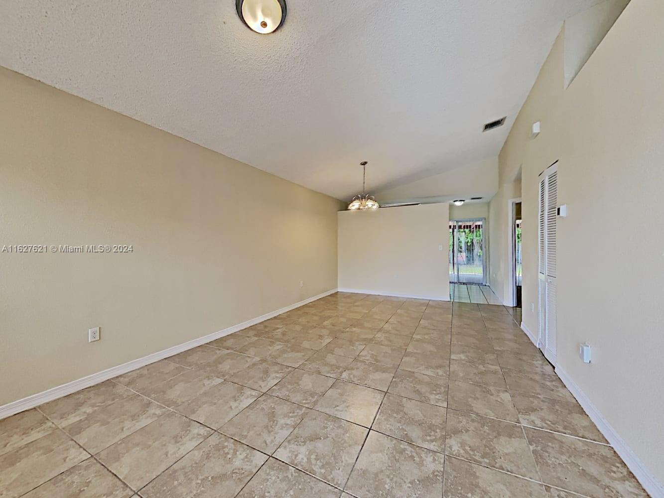 LAKES BY THE BAY SEC 11 - Residential Lease