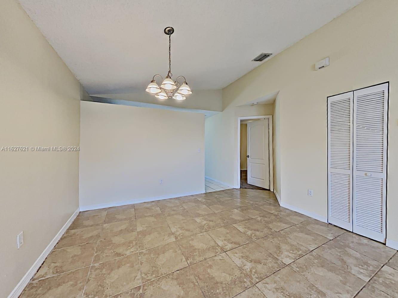 LAKES BY THE BAY SEC 11 - Residential Lease