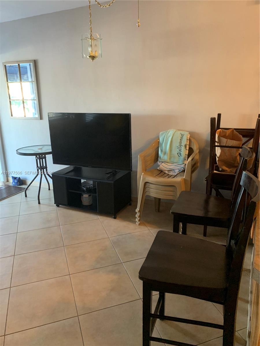 PRESIDENT CO-OP - Residential