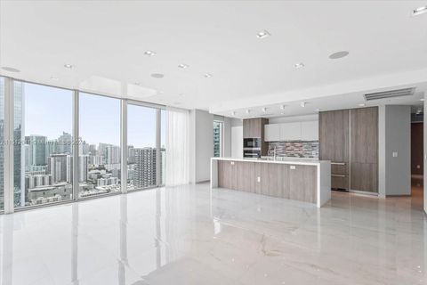 2900 NE 7th Ave 3707 Miami FL 33137