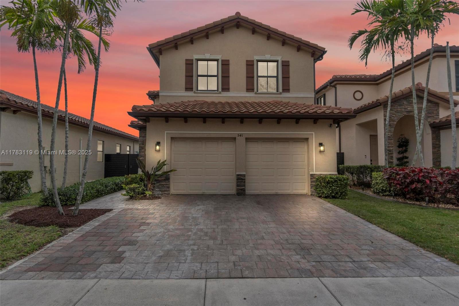 Property for Sale at 541 Se 34 Terrace, Homestead, Miami-Dade County, Florida - Bedrooms: 3 
Bathrooms: 3  - $555,000