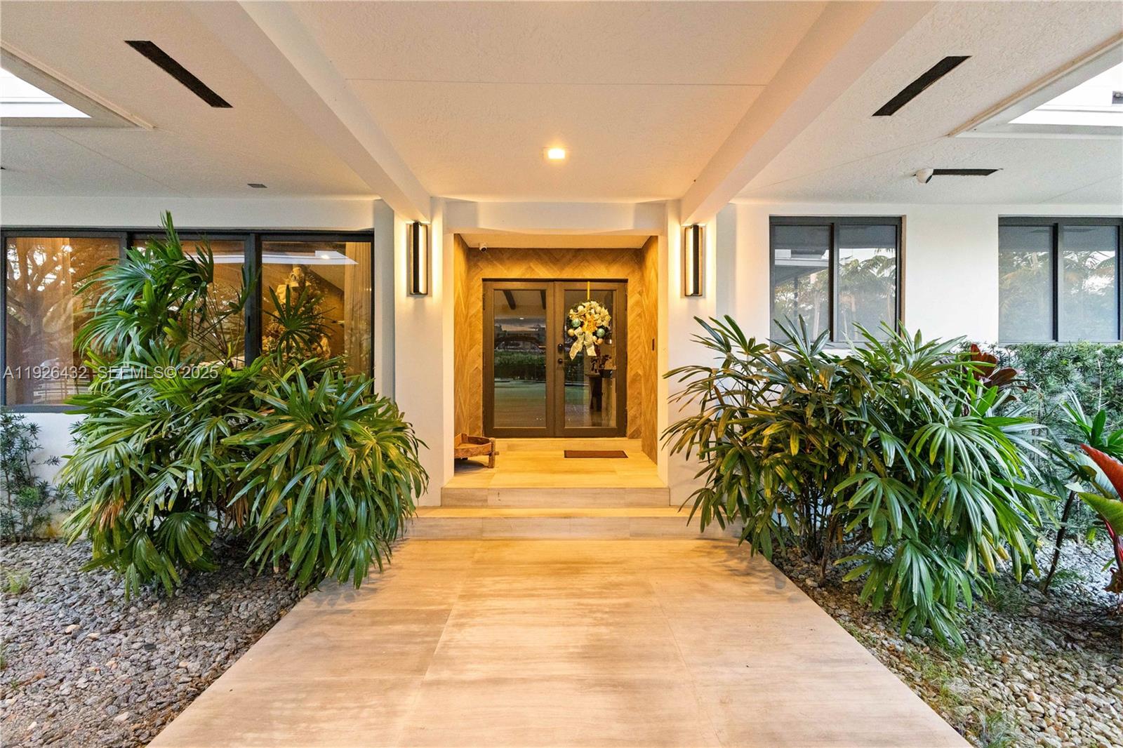 6 55 40 1.02 AC - Residential Lease