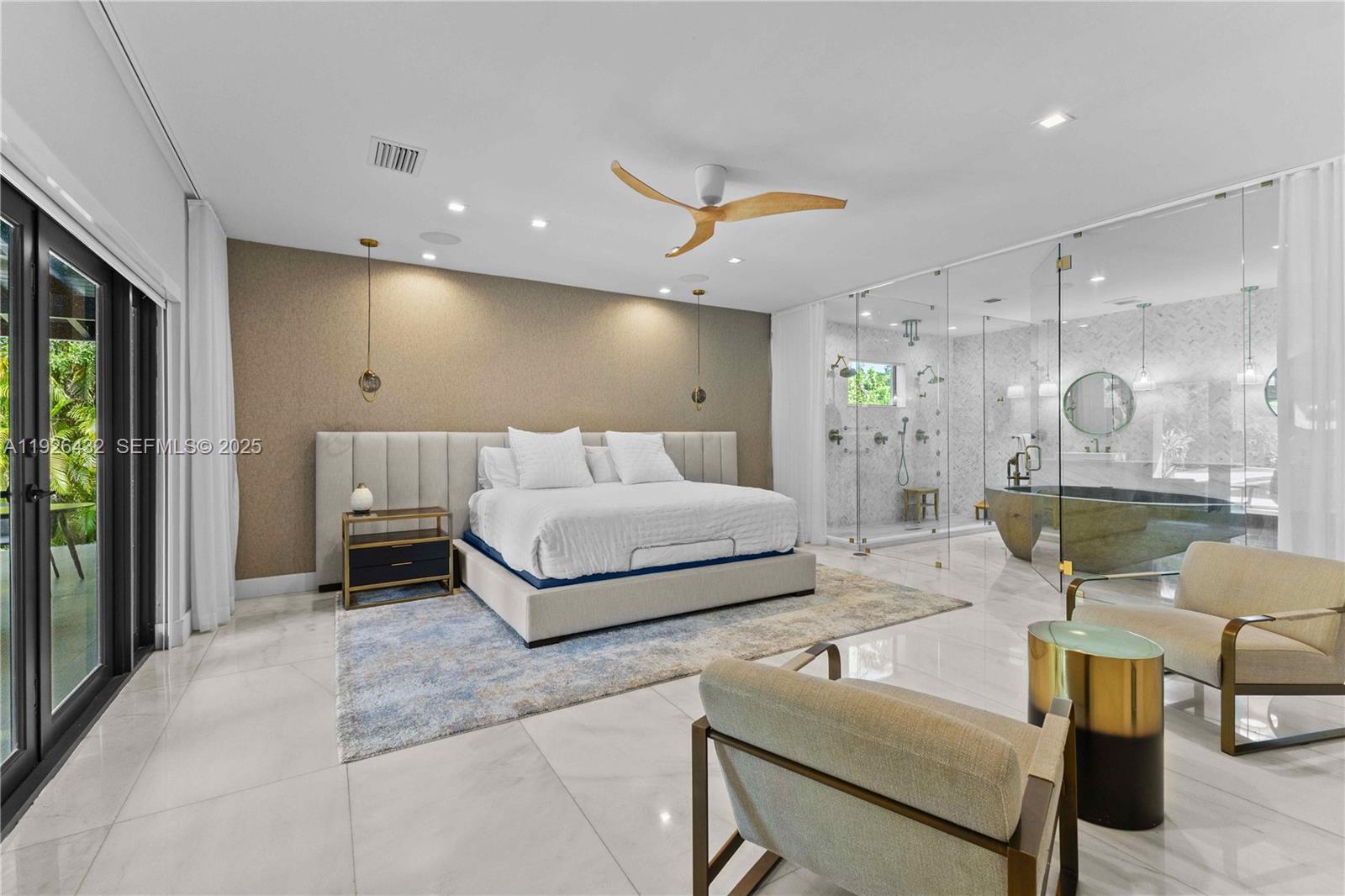 6 55 40 1.02 AC - Residential Lease