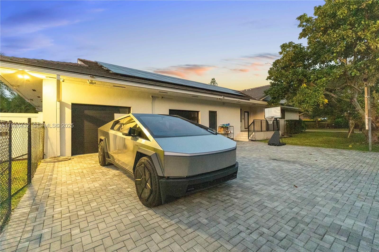 6 55 40 1.02 AC - Residential Lease