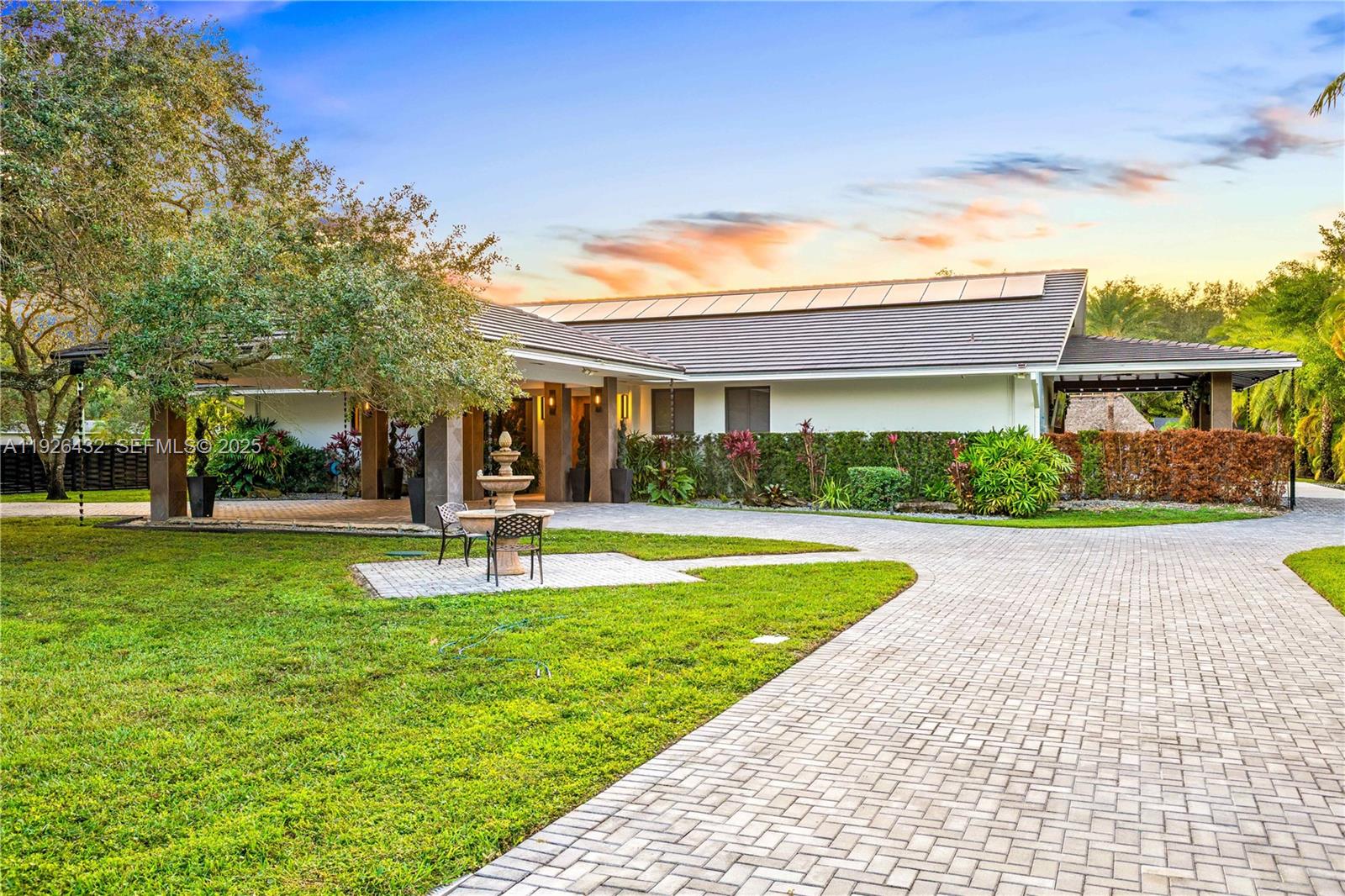 6 55 40 1.02 AC - Residential Lease