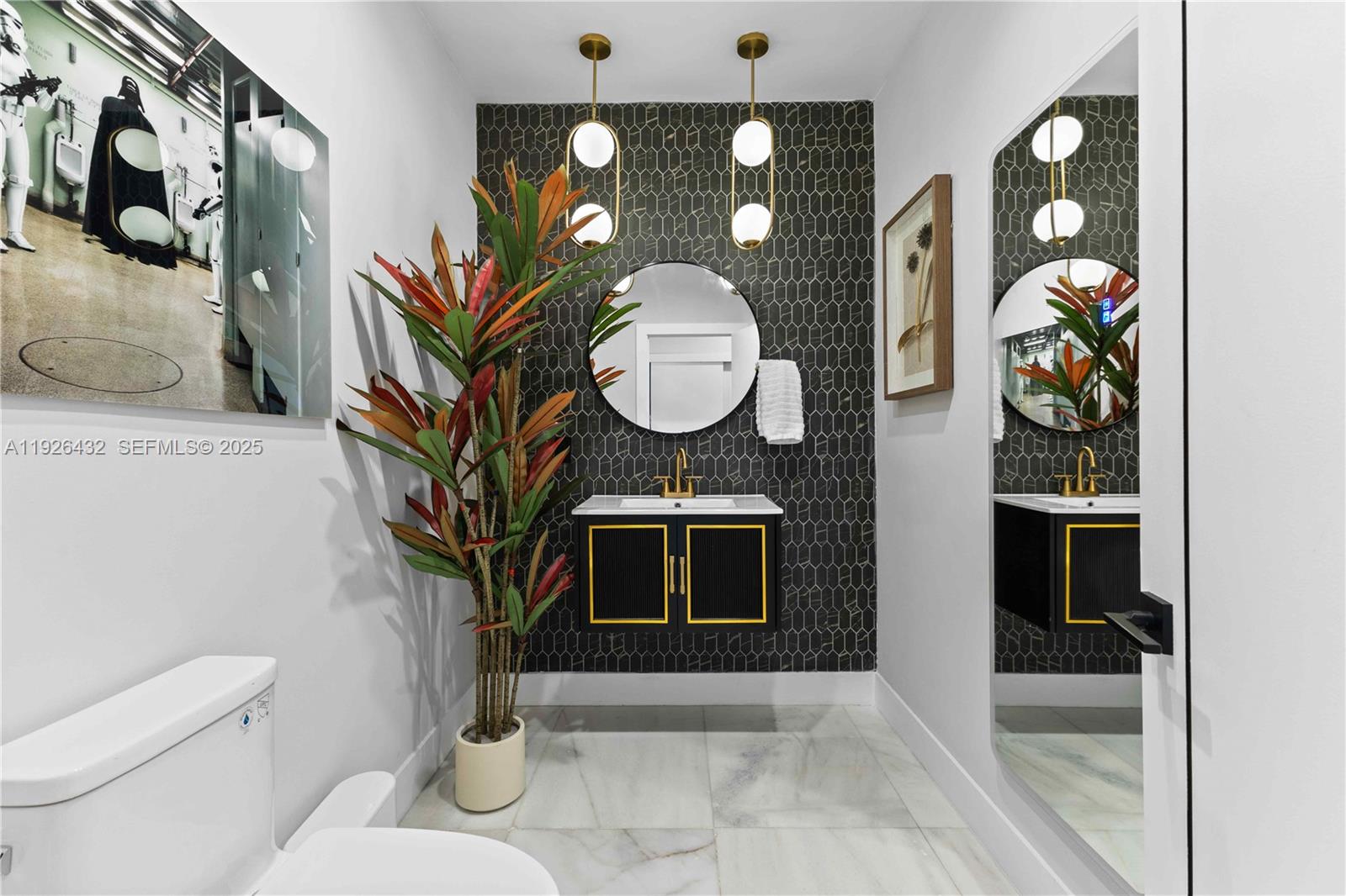 6 55 40 1.02 AC - Residential Lease