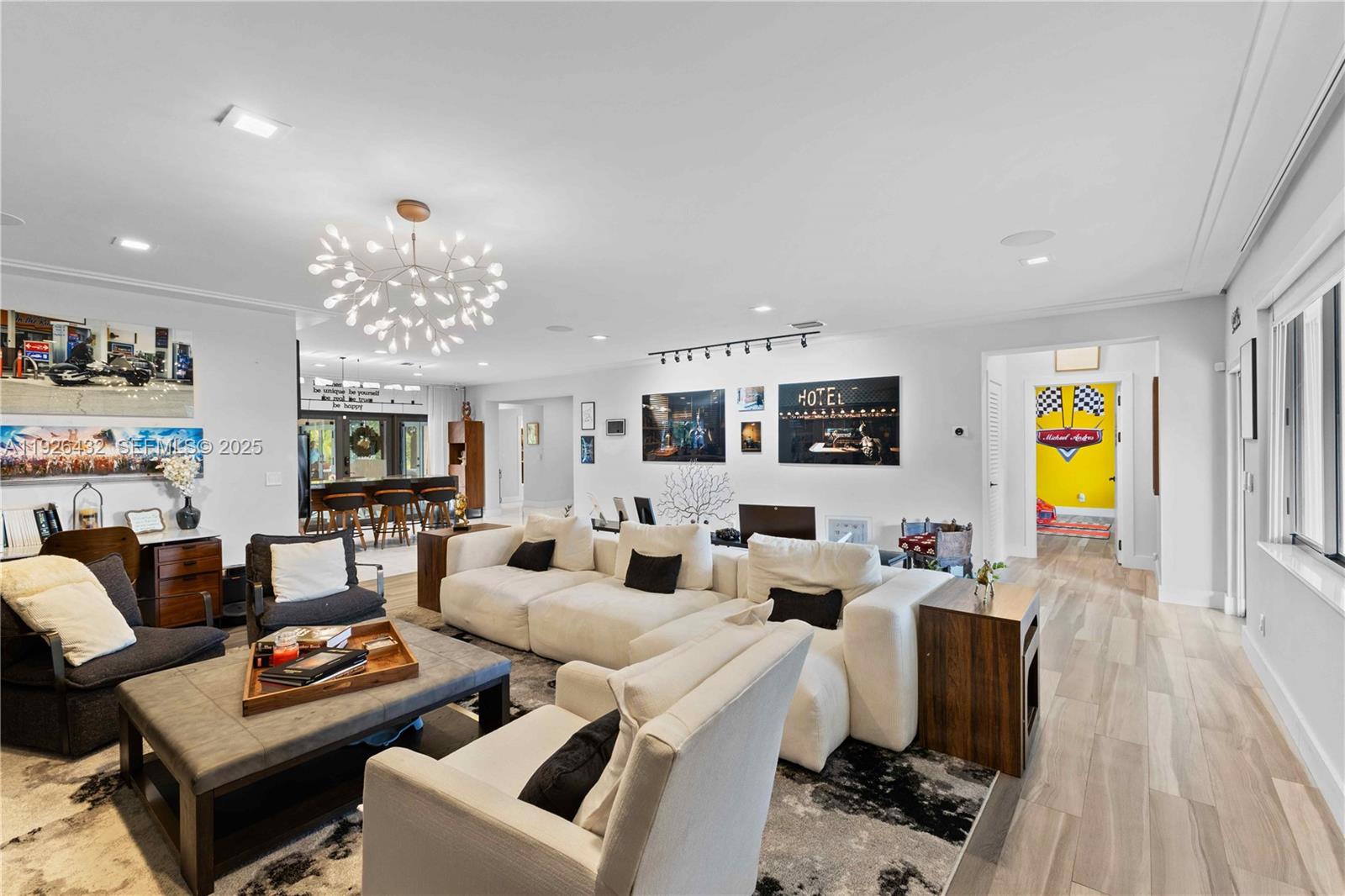 6 55 40 1.02 AC - Residential Lease