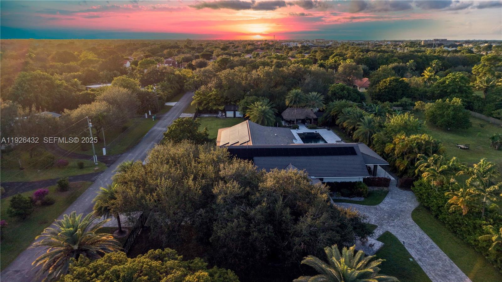 6 55 40 1.02 AC - Residential Lease