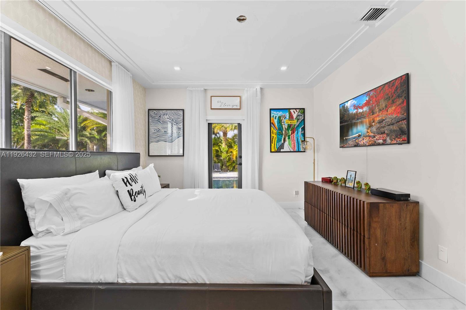 6 55 40 1.02 AC - Residential Lease