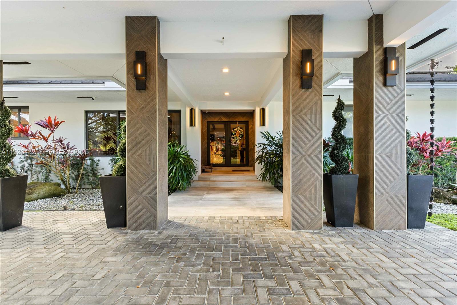 6 55 40 1.02 AC - Residential Lease