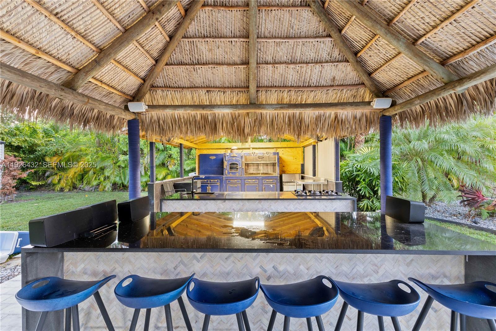 6 55 40 1.02 AC - Residential Lease