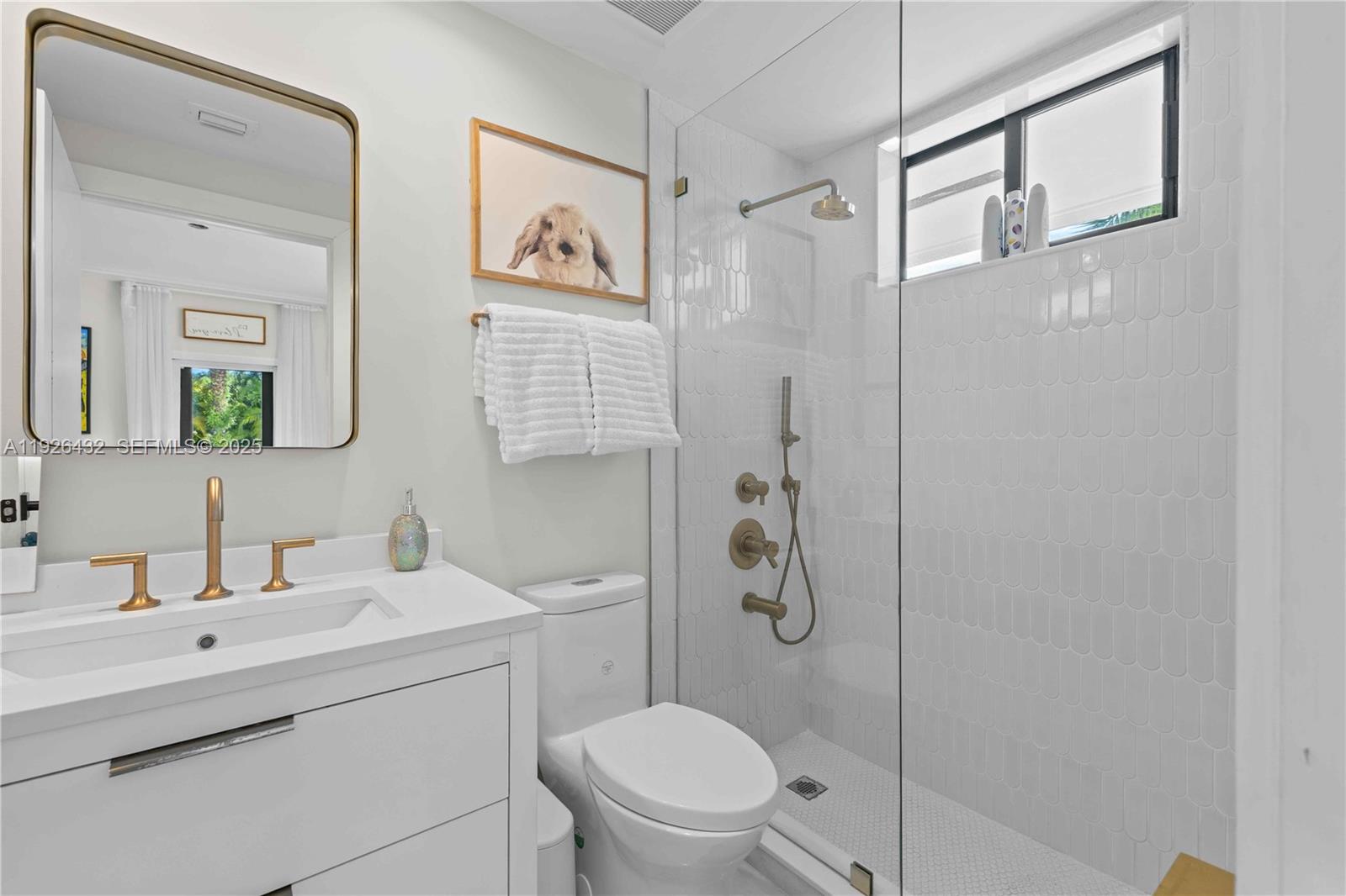 6 55 40 1.02 AC - Residential Lease