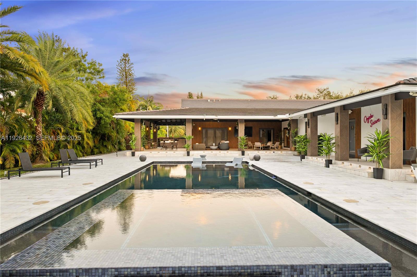 6 55 40 1.02 AC - Residential Lease