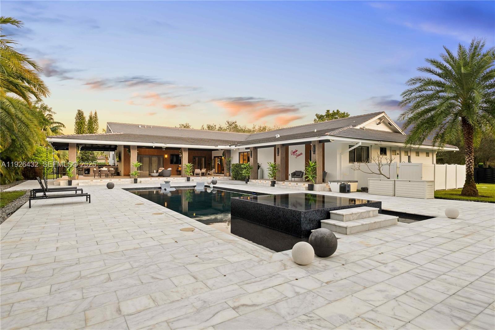 6 55 40 1.02 AC - Residential Lease