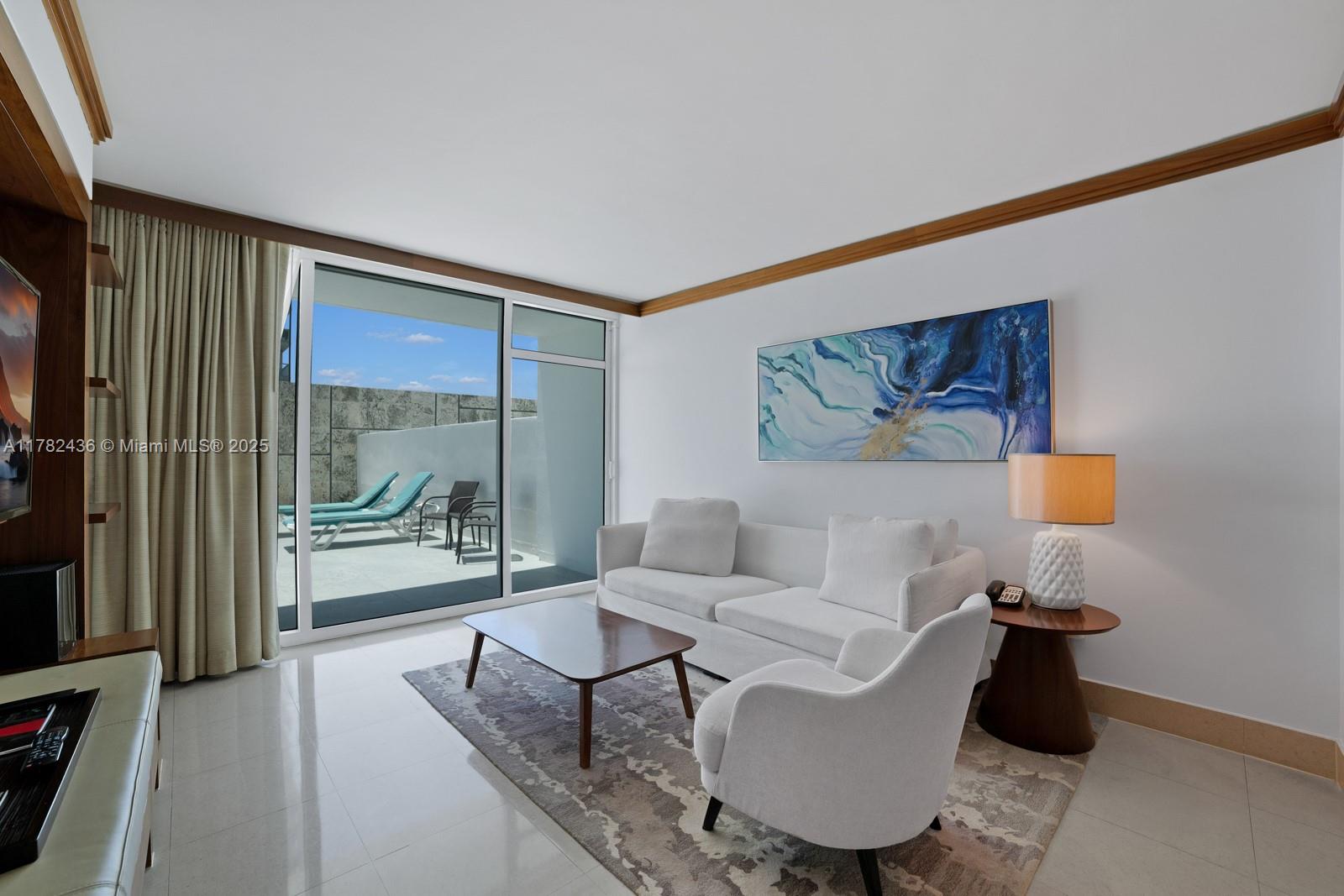 6801 Collins Ave 604