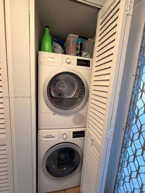 SUNRISE LAKES 161 CONDO - Residential