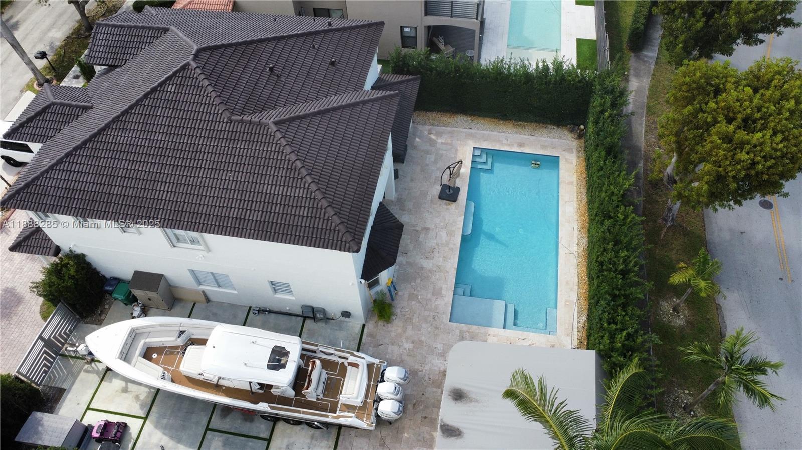 PETES PLACE 1ST ADDN - Residential