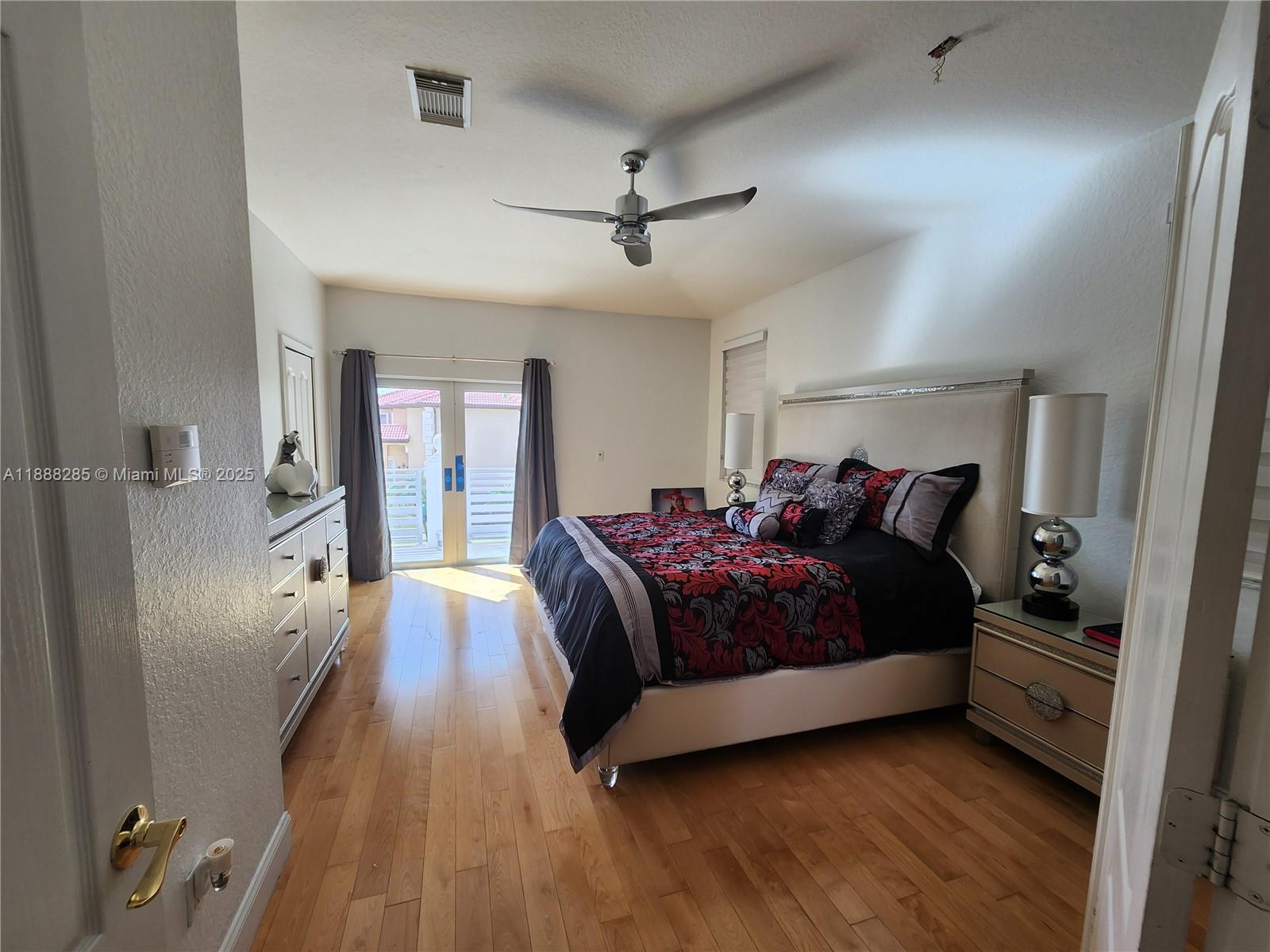 PETES PLACE 1ST ADDN - Residential