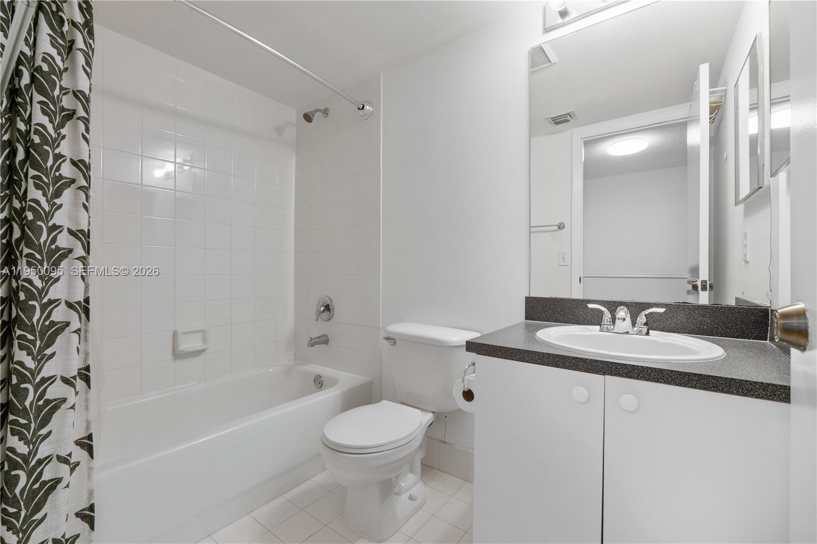 SOMERSET FOUR REPLAT - Residential