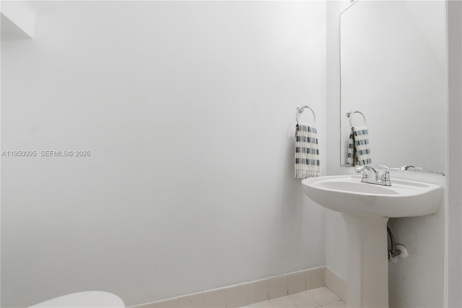 SOMERSET FOUR REPLAT - Residential