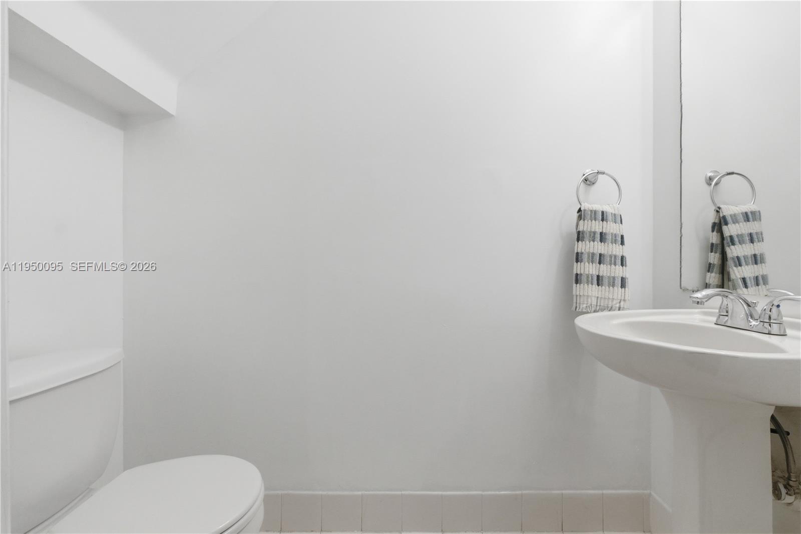 SOMERSET FOUR REPLAT - Residential