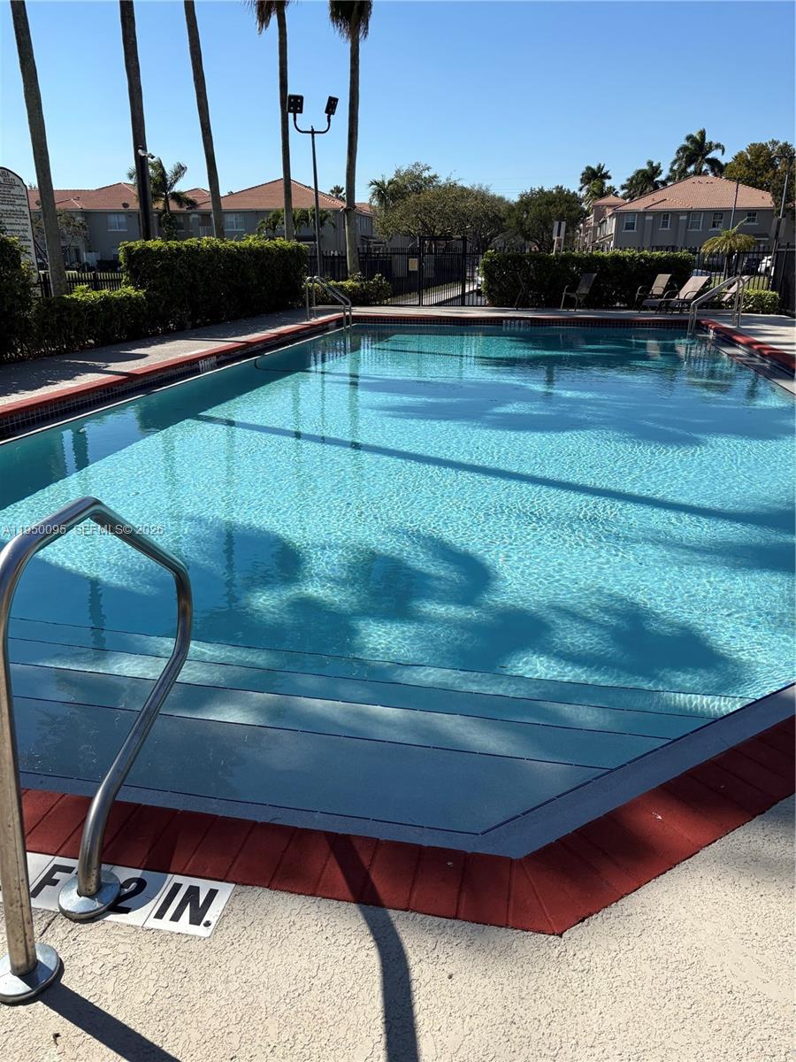 SOMERSET FOUR REPLAT - Residential