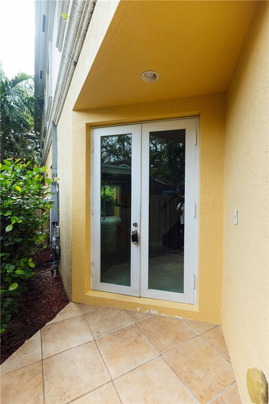 Photo of 210 SW 9th St #210, Fort Lauderdale, FL 33315 (MLS # A11318730)