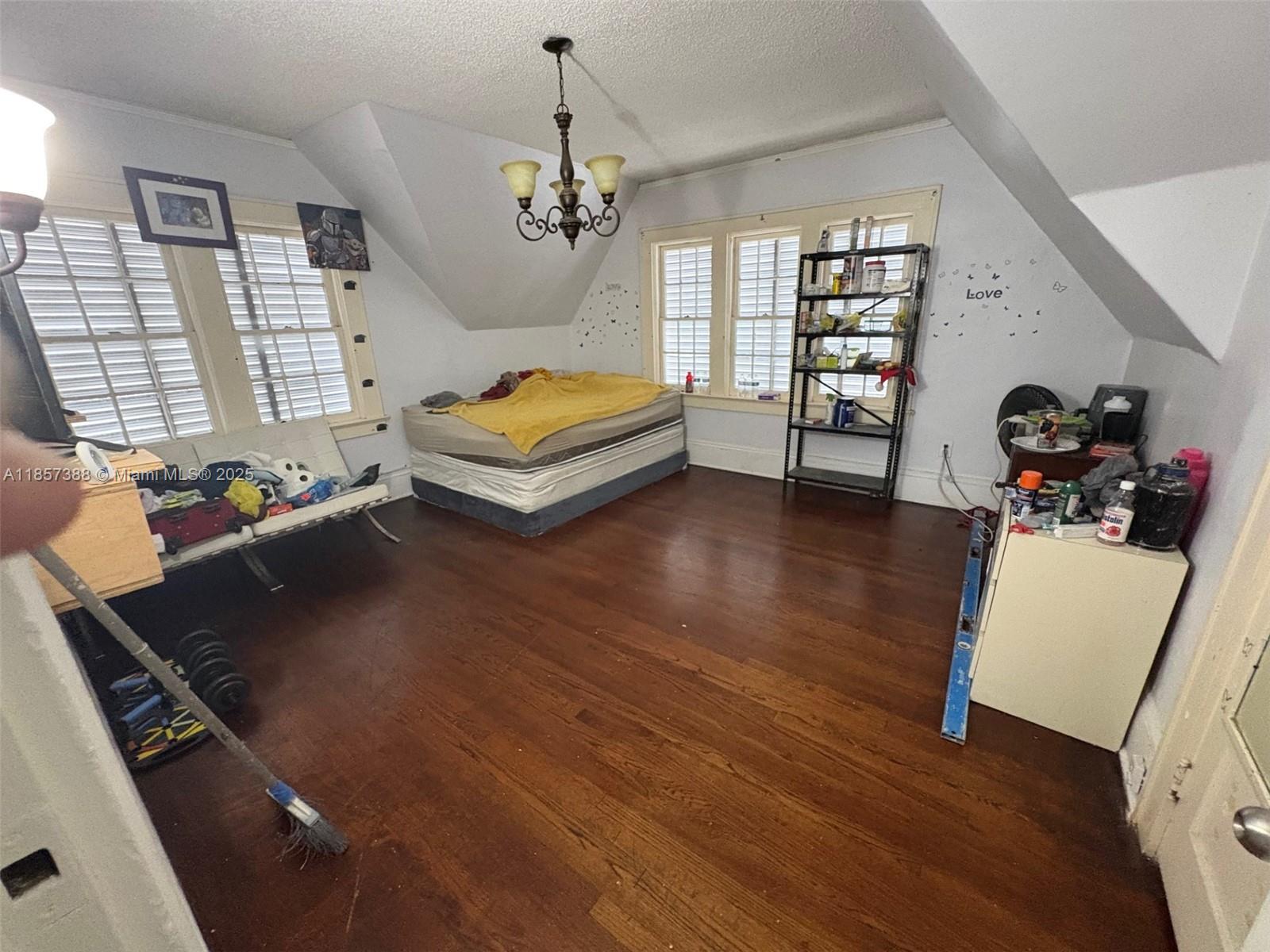 BEACON MANOR - Residential Income