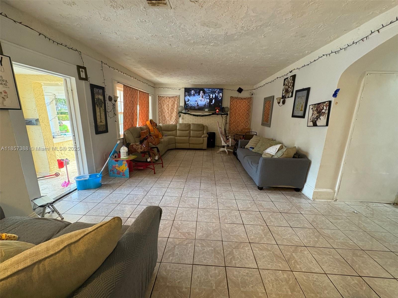 BEACON MANOR - Residential Income