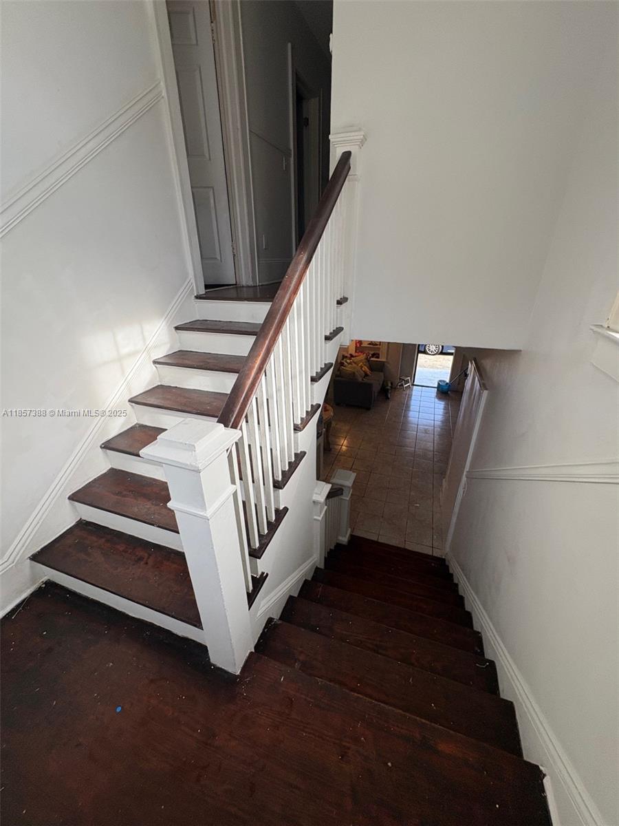 BEACON MANOR - Residential Income