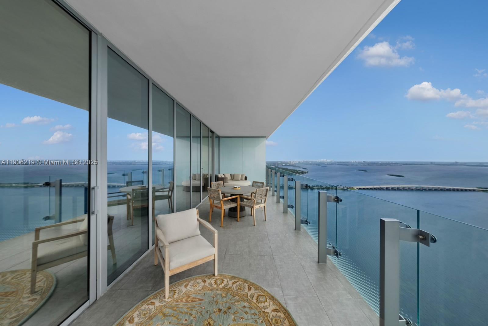 ESCOTTONIA PARK - Residential