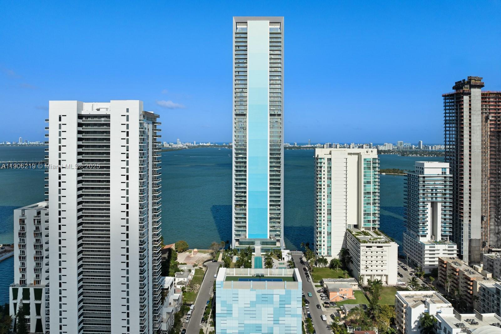 ESCOTTONIA PARK - Residential