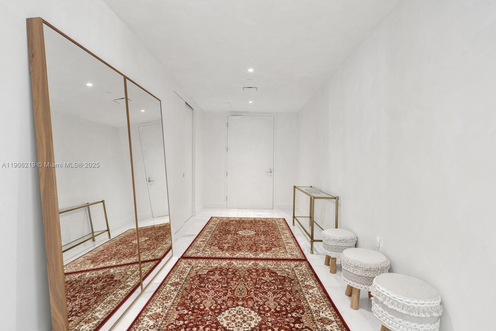 ESCOTTONIA PARK - Residential