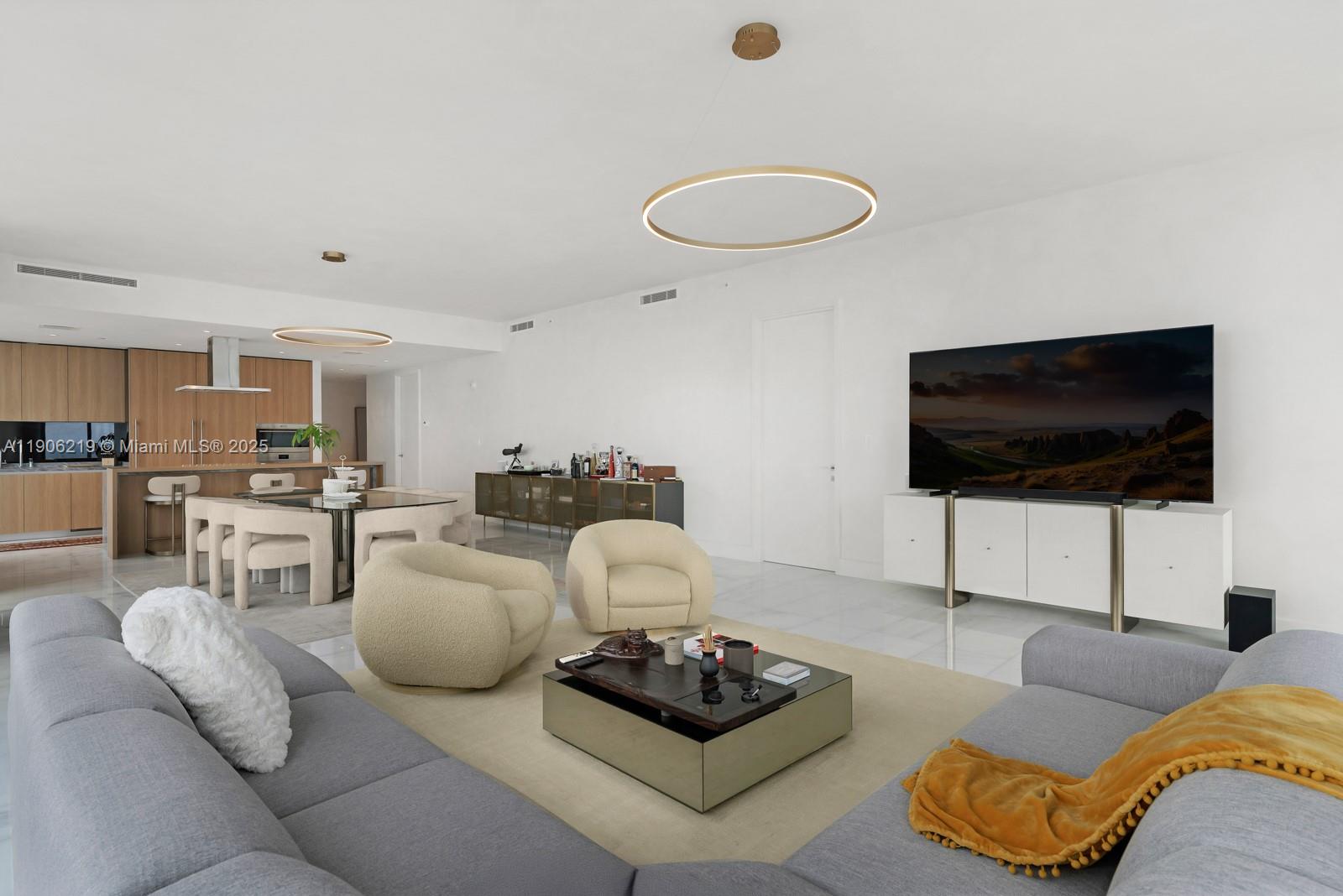 ESCOTTONIA PARK - Residential