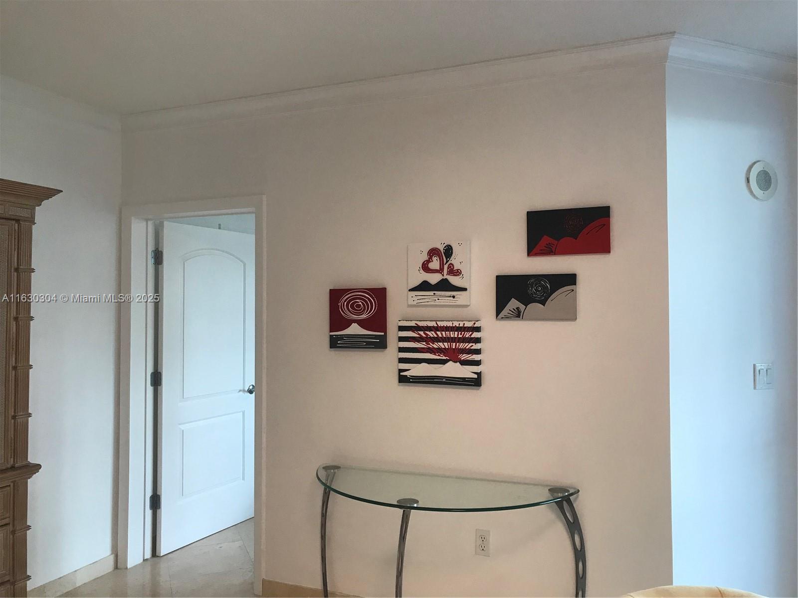 THE COSMOPOLITAN RESIDENC - Residential Lease