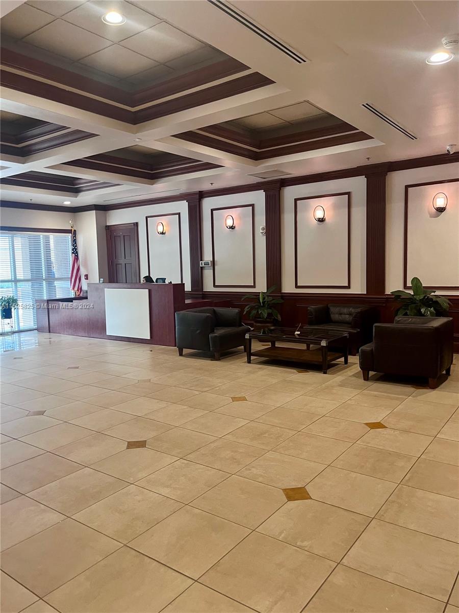 DA VINCI ON DOUGLAS CONDO - Residential Lease