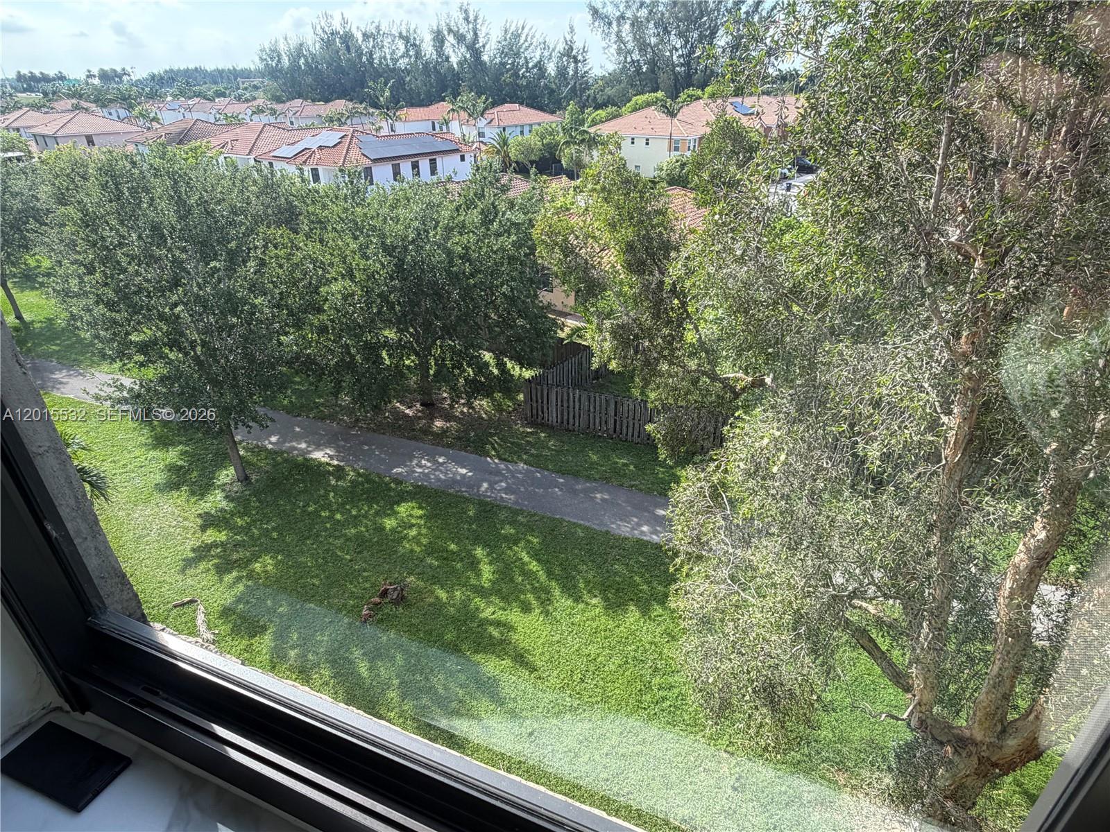 WEST FONTAINE CONDO - Residential Lease