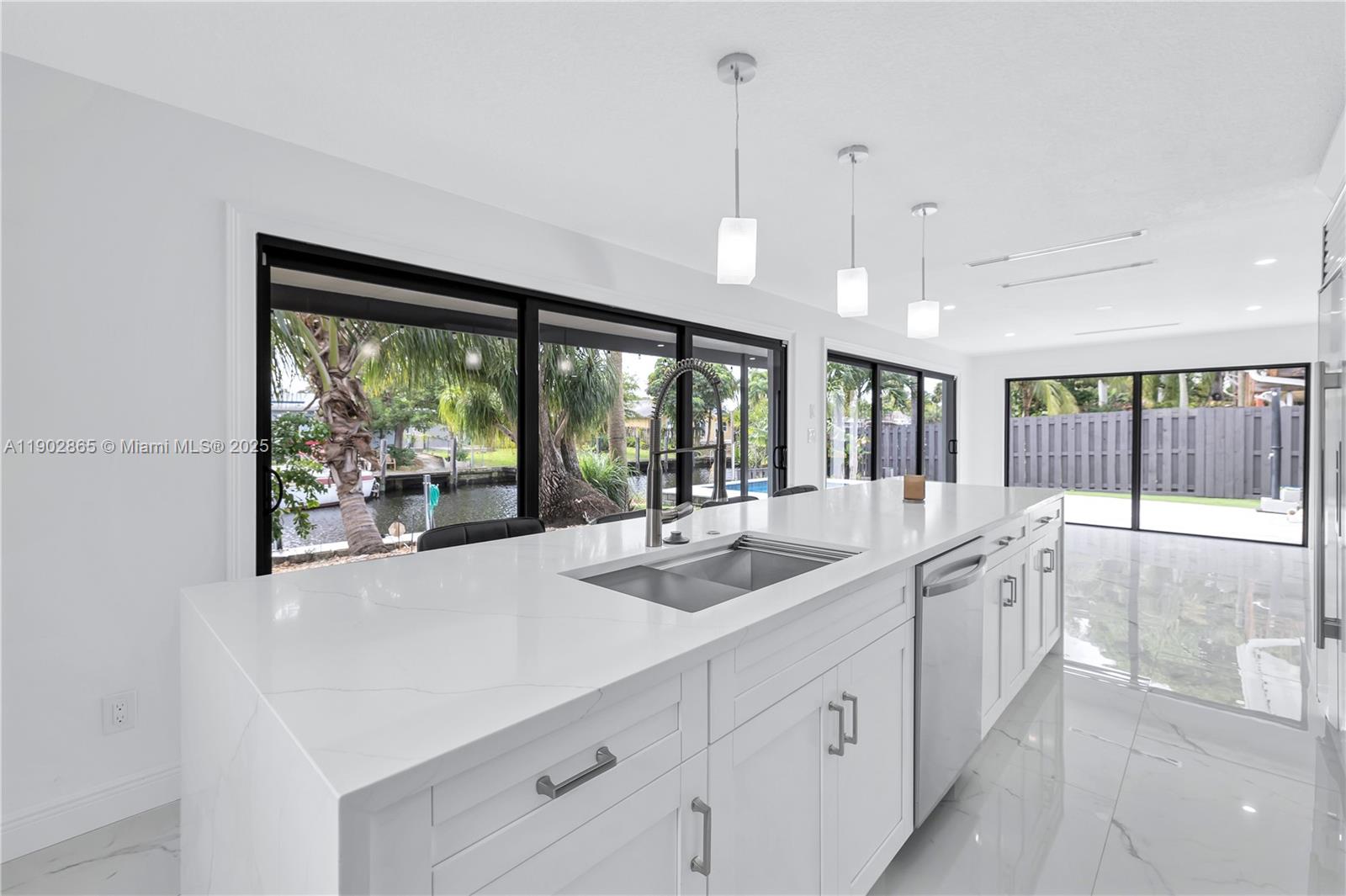 GILL ISLES - Residential