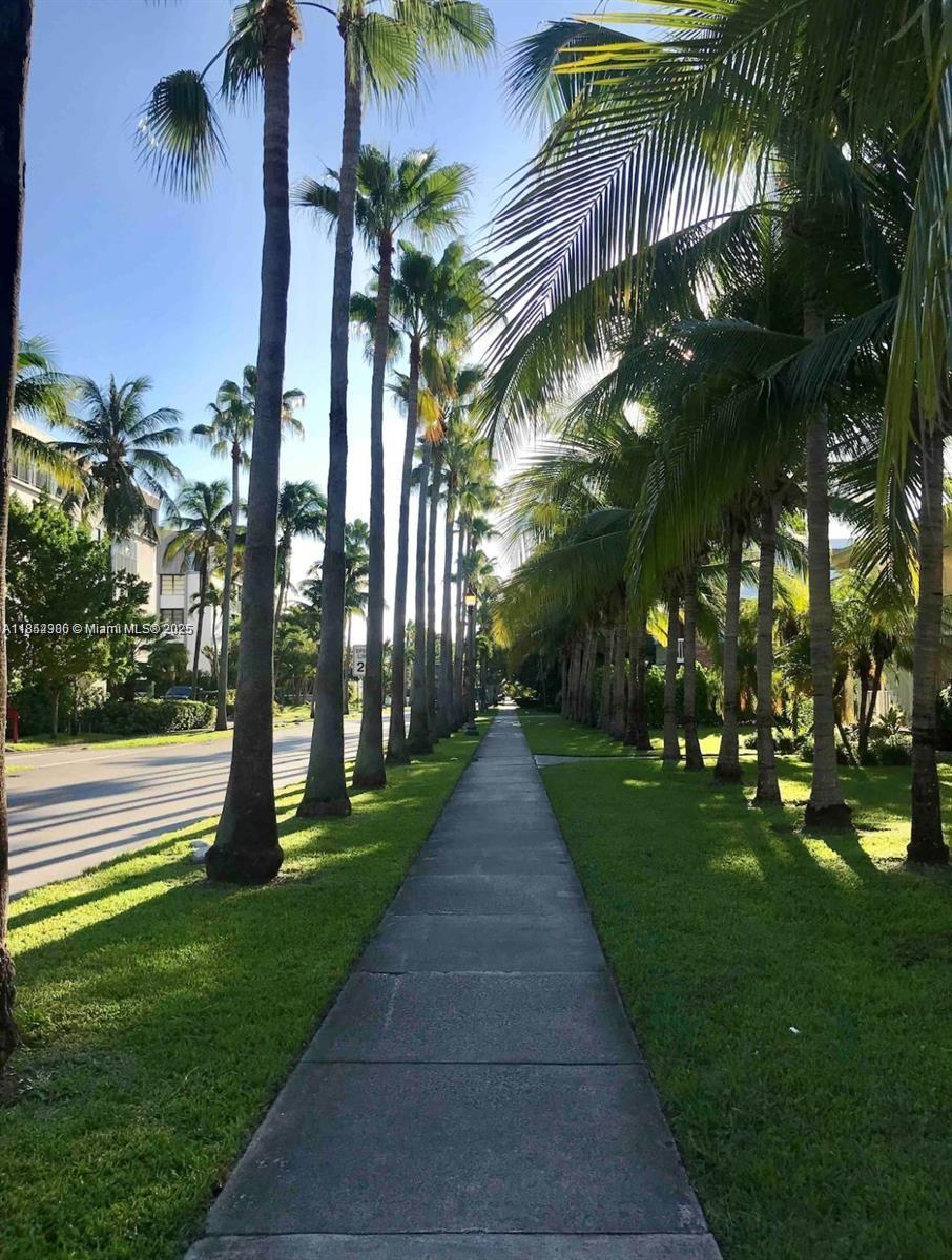 SUNRISE CLUB CONDO - Residential Lease