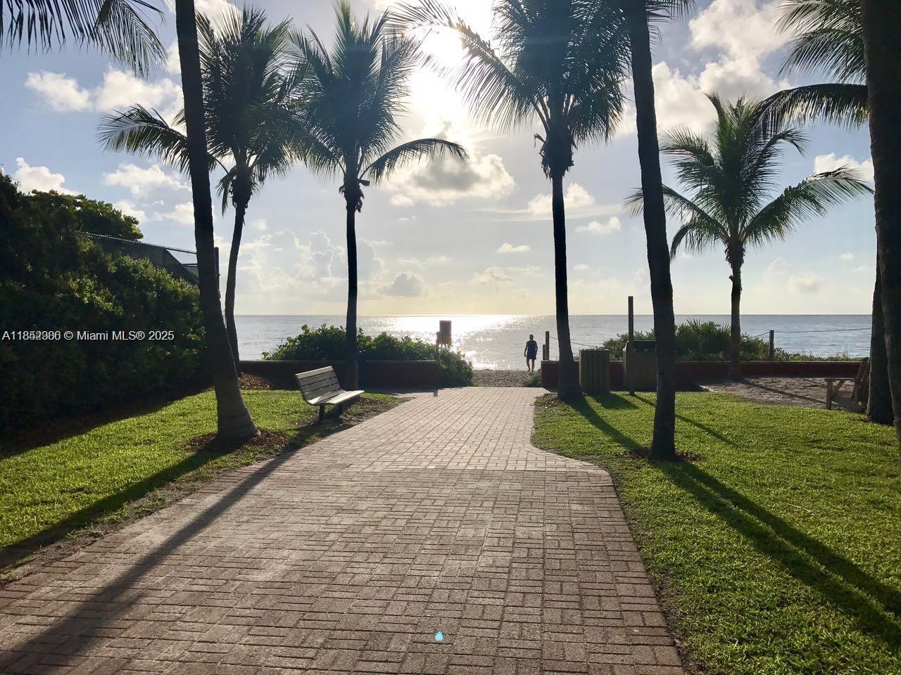 SUNRISE CLUB CONDO - Residential Lease