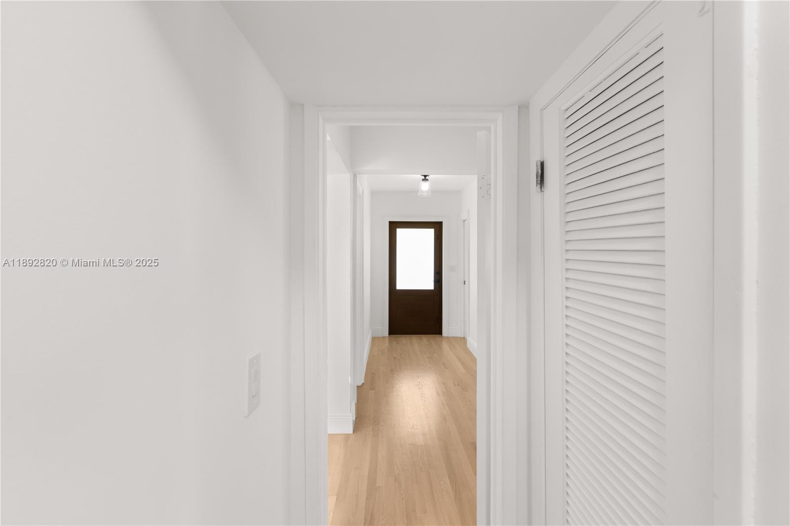 KINGS BAY SUB - Residential Lease